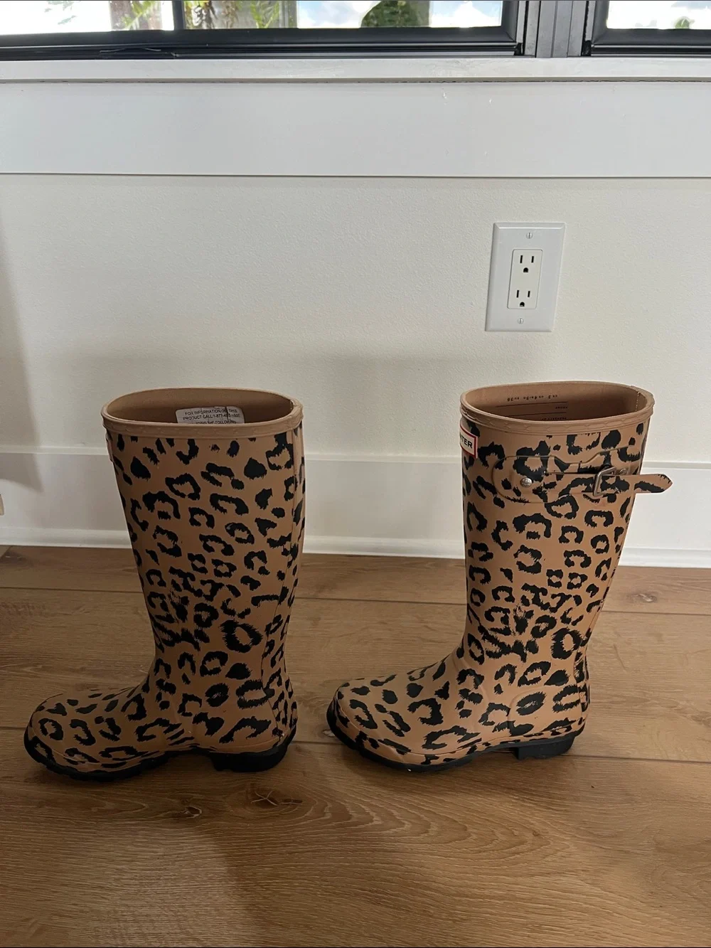 Hunter Leopard-Pattern Tall Rain Boots - Brown & Black